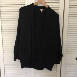 GAP Thick Black Cardigan SZ MEDIUM